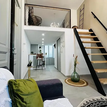Appartement Le Délice - cocon chic et lumineux à Nîmes Extérieur photo