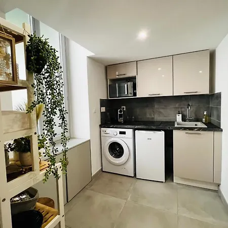 Appartement Le Délice - cocon chic et lumineux à Nîmes Extérieur photo